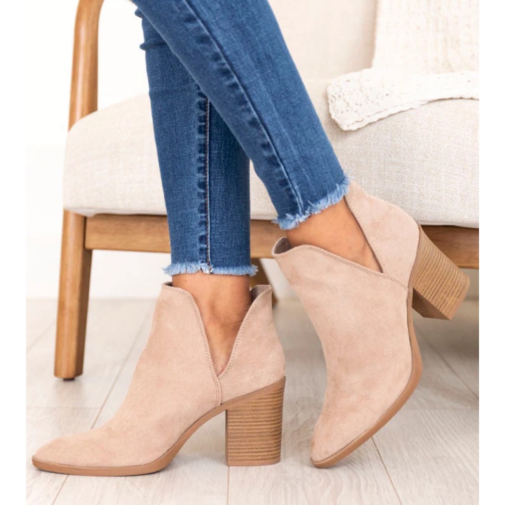 HEIDI TAUPE SIDE SLIT BOOTIES - PINK LILY